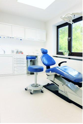 Behandlungszimmer der Praxis
